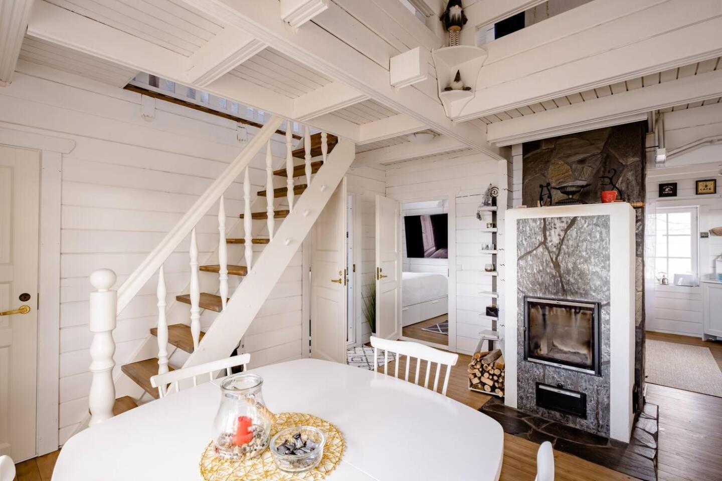 3 Bedroom Cottage With Sauna By The Sea Вааса Екстериор снимка