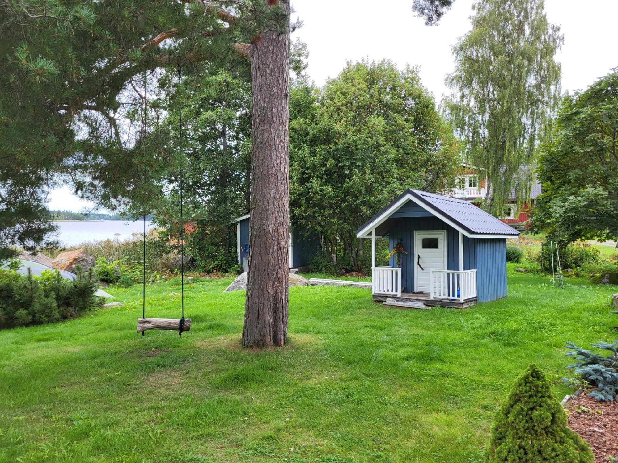 3 Bedroom Cottage With Sauna By The Sea Вааса Екстериор снимка